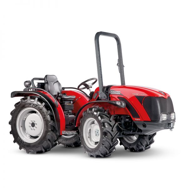 Antonio Carraro Tigre 4400 F, Radlenker mit verschieden großen Rädern